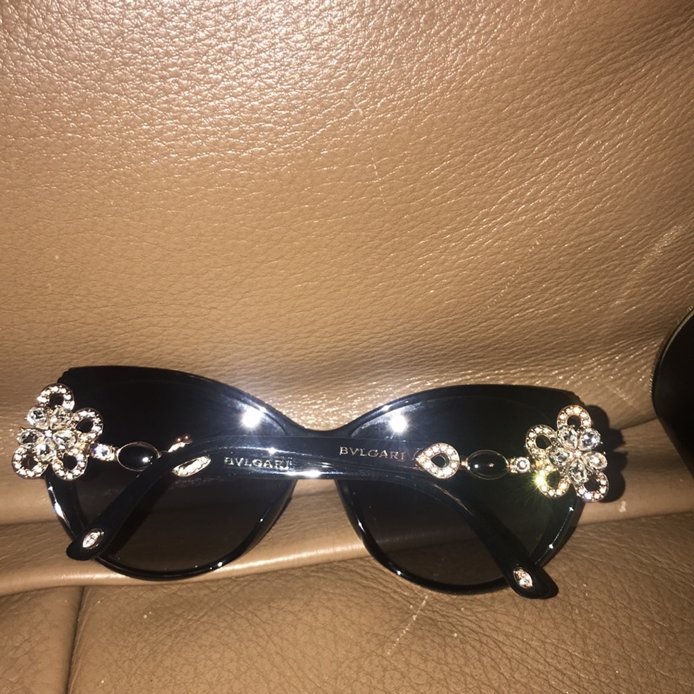 Bulgari sunglasses 🕶